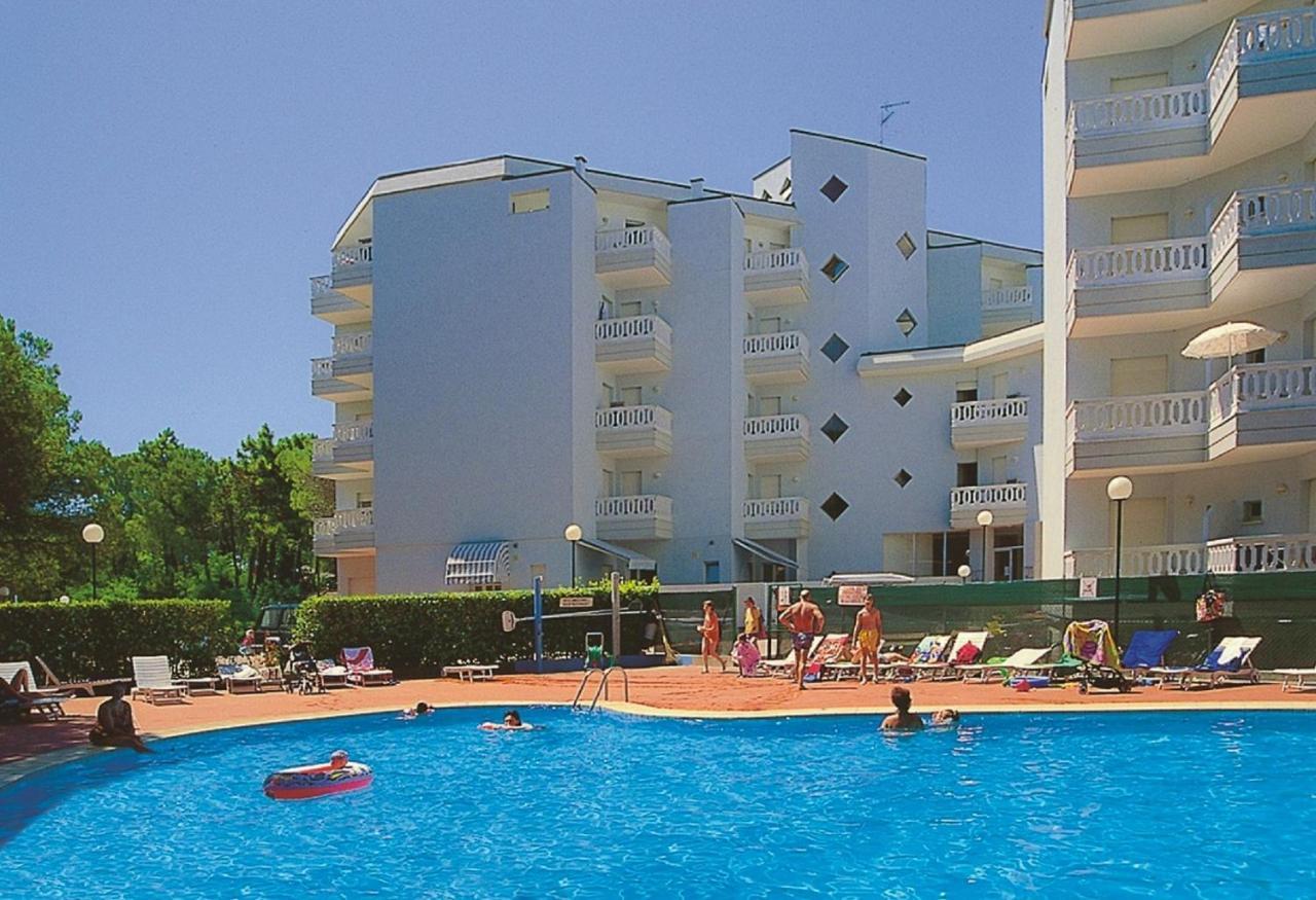Apartmán Residenza Rubin Lignano Sabbiadoro Exteriér fotografie
